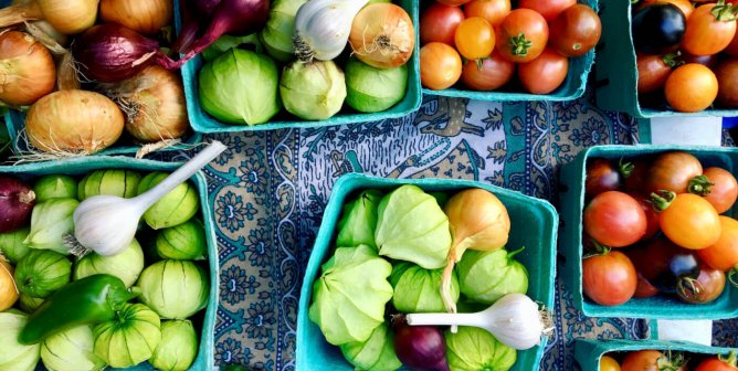 How to Eat Vegan if You Live in a Food Desert