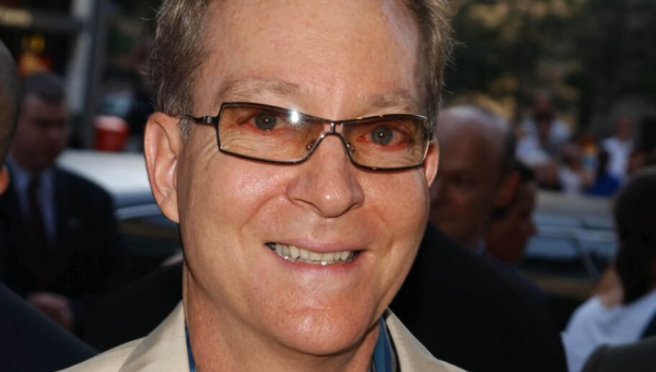 Fred Schneider (B-52s): Don’t Eat Lobsters 0:30
