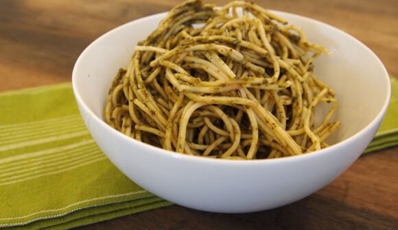 Pasta With Vegan Pesto Sauce