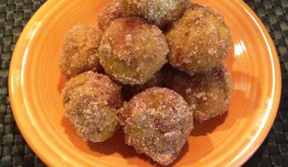 Vegan Pumpkin Doughnut Holes