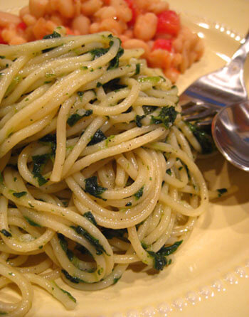 White-Wine Cream Sauce With Spinach and Pasta