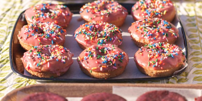 Life Is Too Short to Ignore These Vegan Doughnut Shops