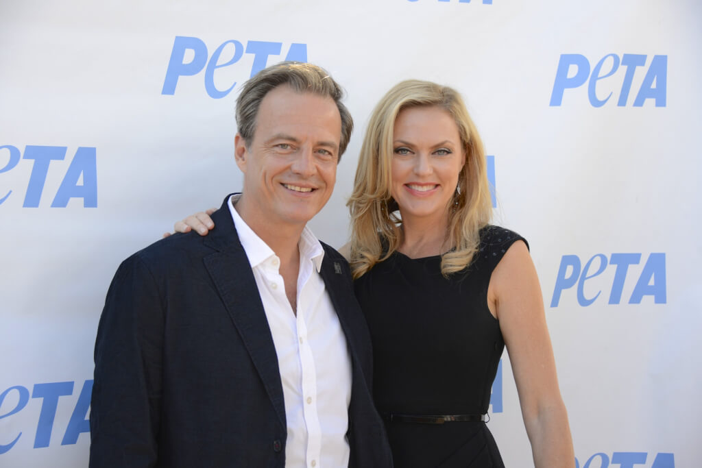 Elaine Hendrix at PETA's Vegan Fashion Pop-Up