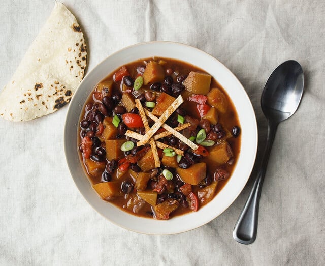 Butternut squash and black bean chili