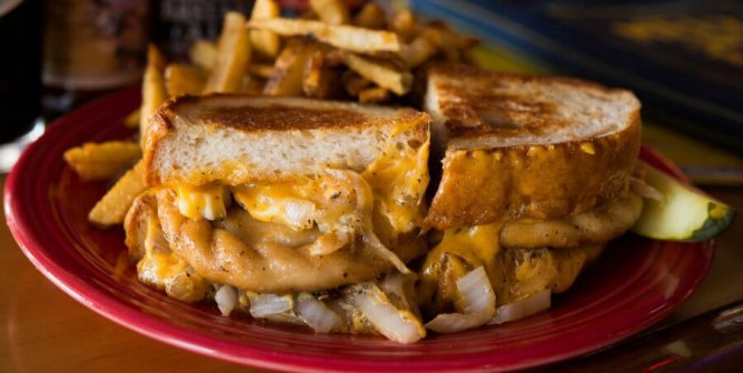 Top 5 Vegan Grilled Cheese Sandwiches