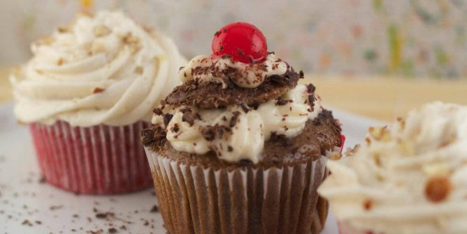 8 Over-the-Top Vegan Desserts