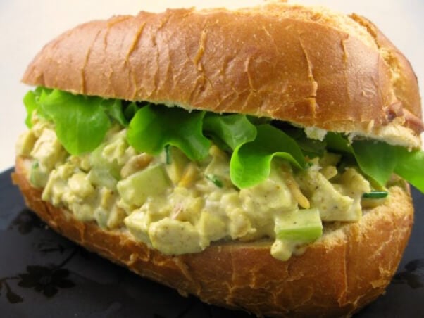 curried 'chicken' salad sandwich