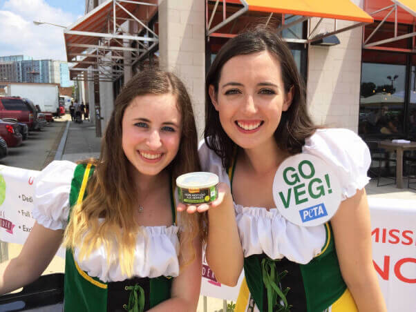 Vegan "milkmaids"