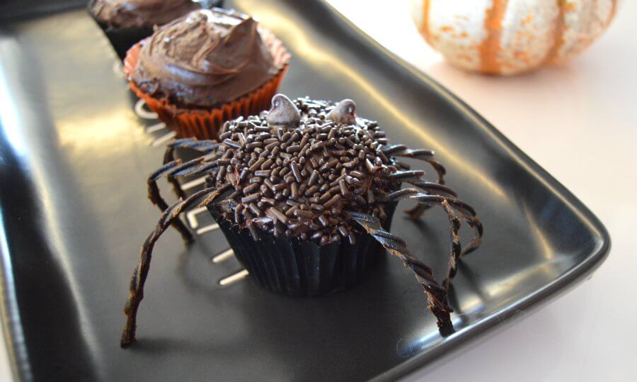 Black Widow Cupcakes