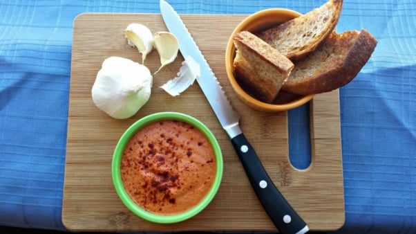 roasted red pepper muhammara