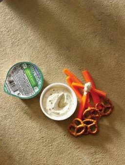 Finally, a Snack-Size Vegan Cream Cheese