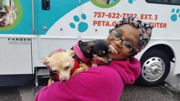 Spay/neuter clients at PETA