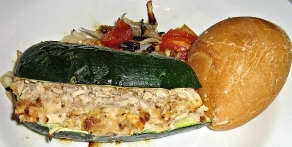 tuna-stuffed-zucchini