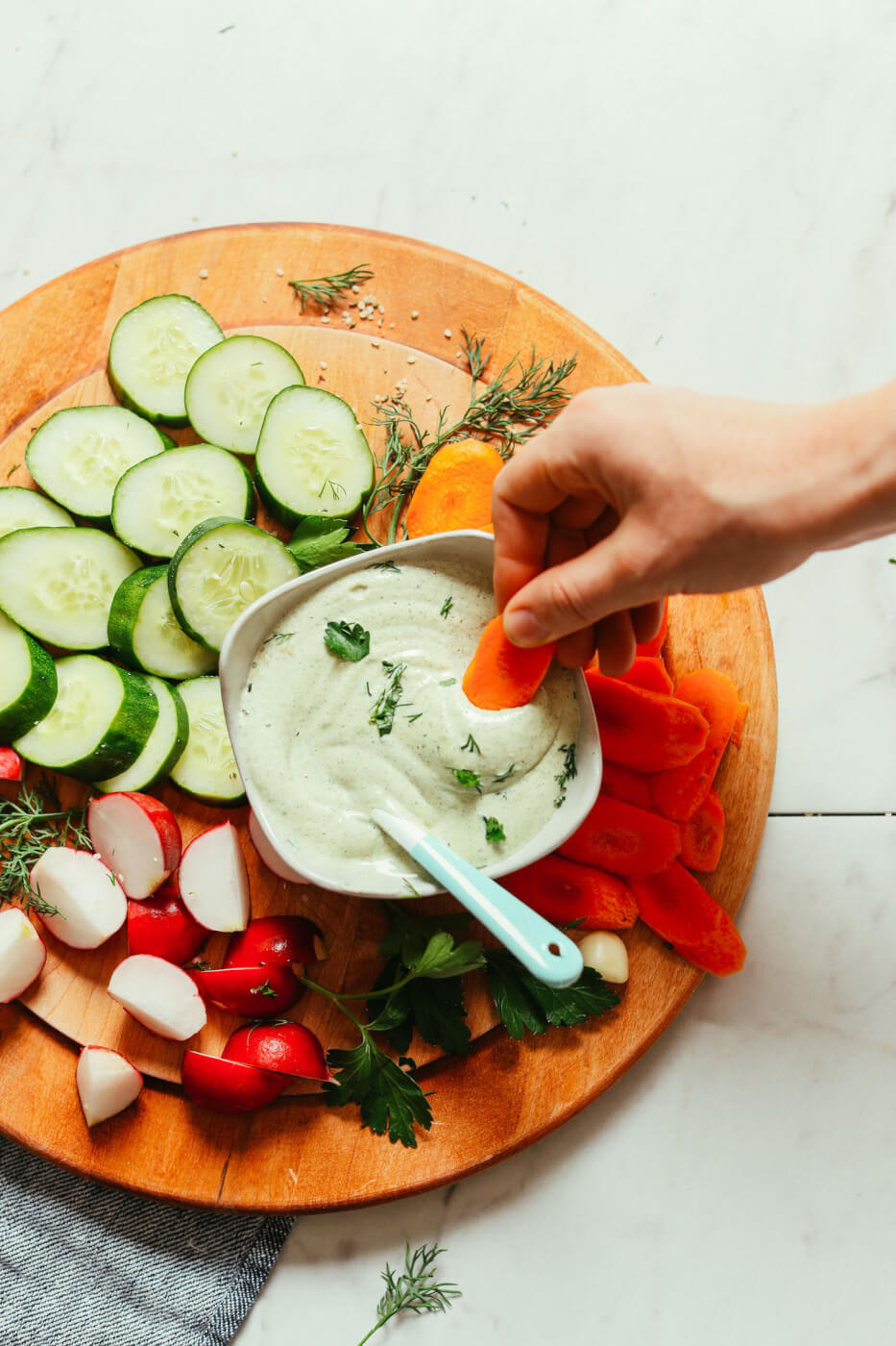 creamy vegan ranch dressing dip