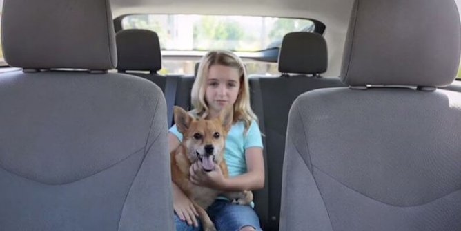 Mckenna Grace: Nunca dejes a niños ni animales dentro de un carro