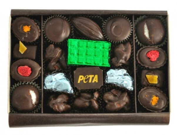 2016-holiday-chocolates-open_web