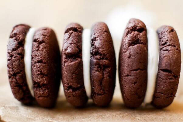 Peanut Butter Oreo Cookies - Kirbie's Cravings