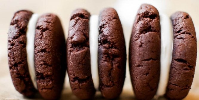 13 Outrageously Delicious Three-Ingredient Vegan Cookie Recipes