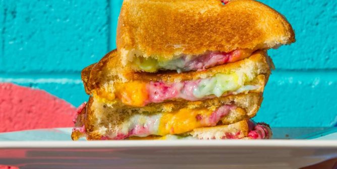 This Vegan Rainbow Grilled Cheese Sandwich Is the Best Thing Ever (Video)