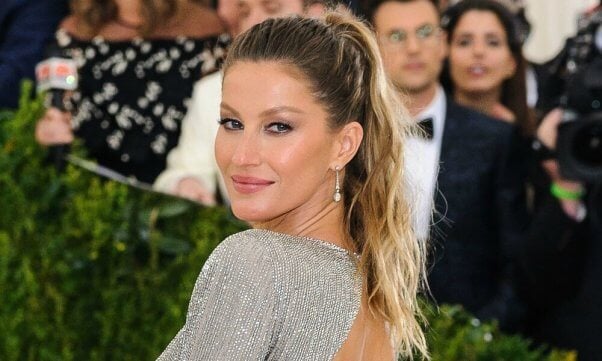 Gisele Bundchen, faux fur