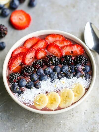 11 Açaí Bowls That Are Almost Too Pretty to Eat | PETA