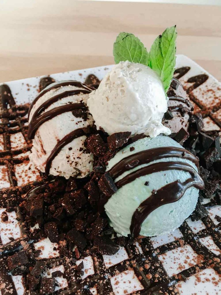 Ditch the Dairy, Stay Sweet With These Vegan Ice Cream Sundaes PETA