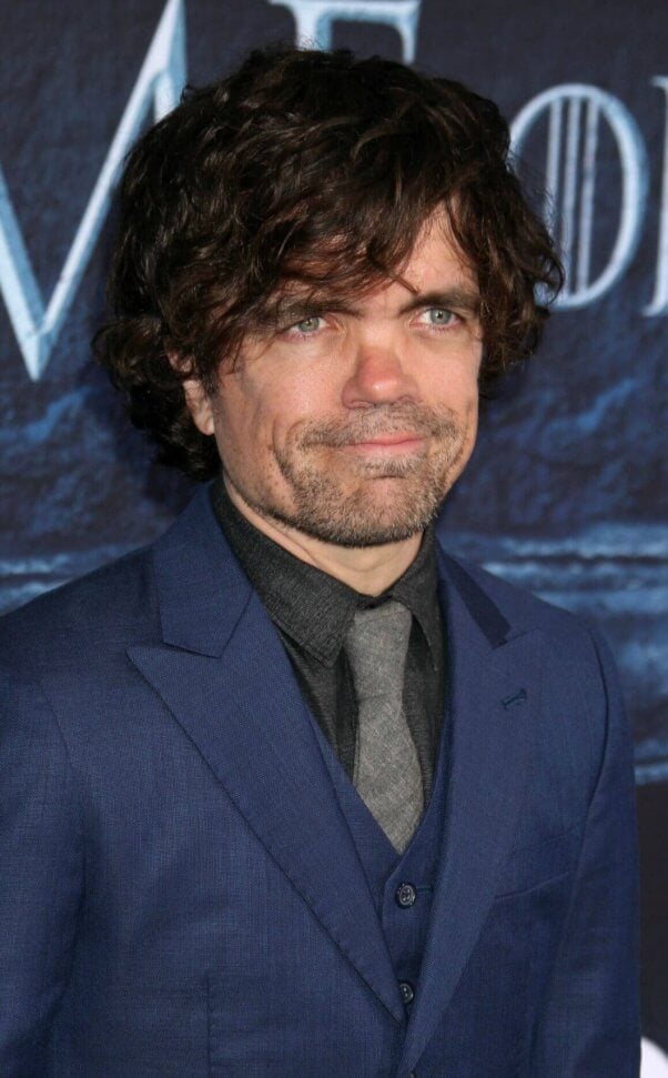 Peter Dinklage blue suit