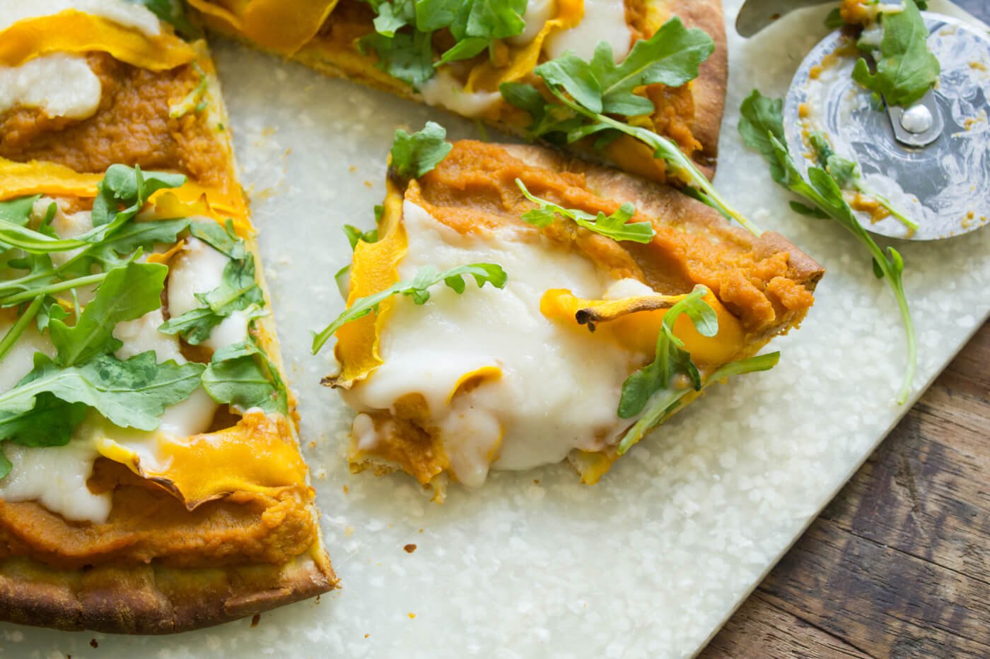 Smoky Vegan Mozzarella Pumpkin Pizza