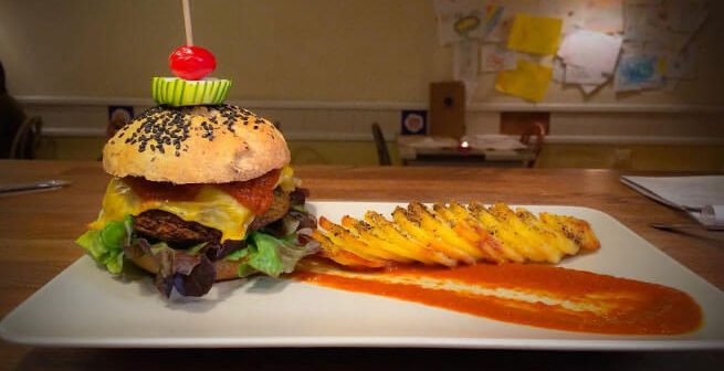 Here’s Everything You Need to Know About Eating Vegan in Barcelona