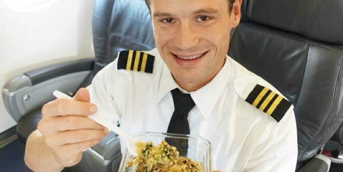 This Vegan Pilot Proves You Can Be Vegan Anywhere—Even at 35,000 Feet