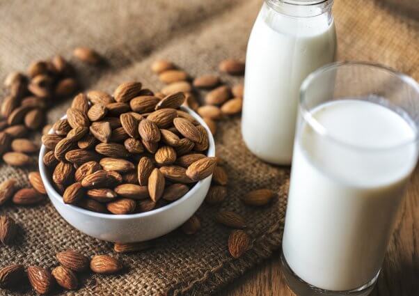 reasons why almond milk is better than cows milk