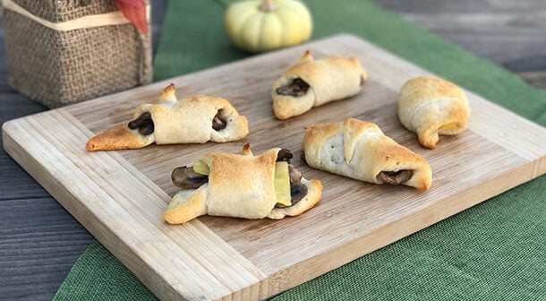 mushroom, cresecent rolls, dinner