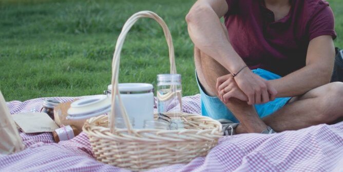 Places Not to Go on a Date This Summer