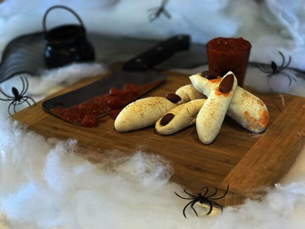 halloween-themed breadstick