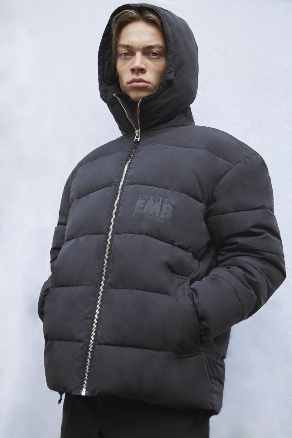 Featured image of post Black Mens Puffer Jacket No Hood - Every man needs a puffer jacket to make it through every season in style.