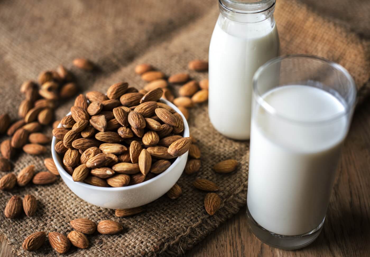 Analyzing plant-based milk alternatives from a micronutrient perspective Analyzing plant-based milk alternatives from a micronutrient perspective almond milk scaled