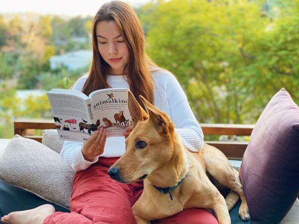 Animalkind reader and dog