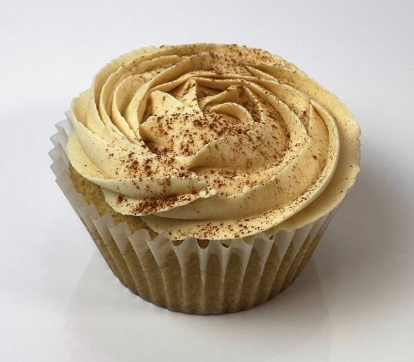 vegan vanilla cappuccino cupcake vegan valentine's day desserts