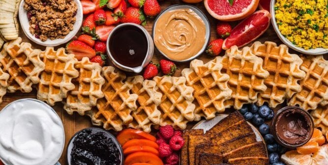 Treat Your Mom to an Extra-Special Vegan Mother’s Day Brunch