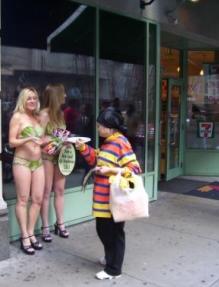 Bikini_lettuce_ladies_7-11_2.jpg