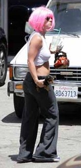 Britney_Spears_Dog_2.jpg