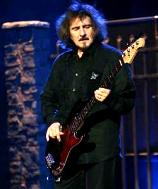 Geezer_Butler_Black_Sabbath.jpg