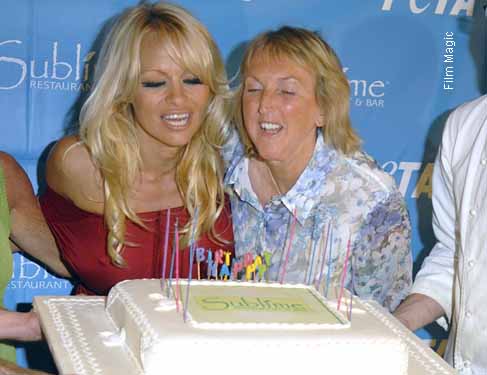 Pamela_Anderson_Ingrid_Newkirk_birthday_3.jpg