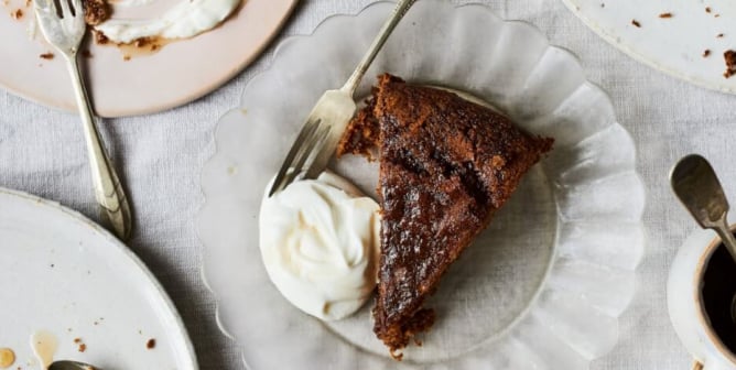 Linda McCartney’s Gingerbread Cake