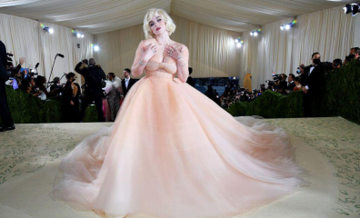 2021 Met Gala: Billie Eilish in Oscar de la Renta Makes Going Fur-Free the Star of the Red Carpet