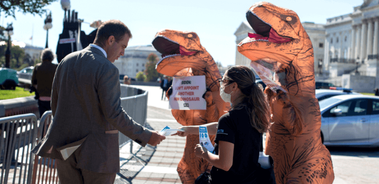 ‘Dinosaurs’ Urge President Biden to Appoint Progressive NIH Director