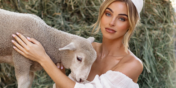 Liz Turner: Change For Him. Don’t Wear Wool