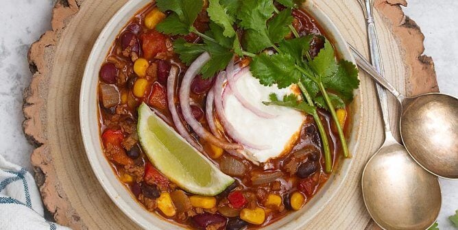 TVP chili sin carne the daily dish vegan chili