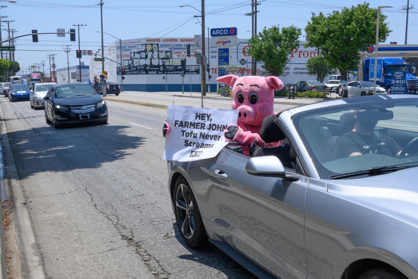 farmer john vernon slaughterhouse peta protest