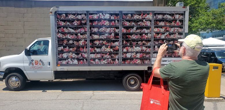 ‘Hell on Wheels’: Squawking Chicken Truck Ruffles Feathers